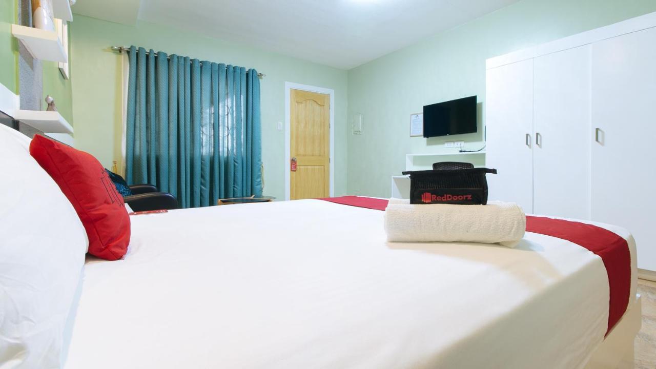 Reddoorz Plus Near Lapasan Plaza Cagayan De Oro Ngoại thất bức ảnh