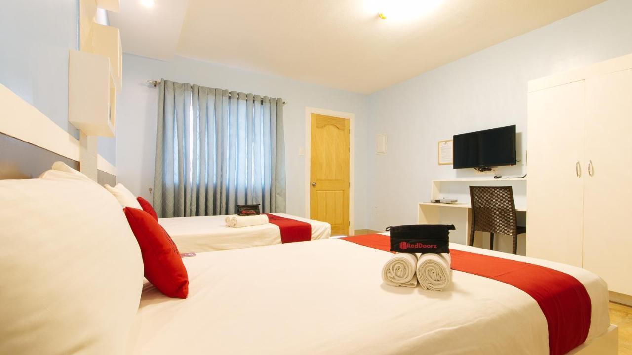 Reddoorz Plus Near Lapasan Plaza Cagayan De Oro Ngoại thất bức ảnh